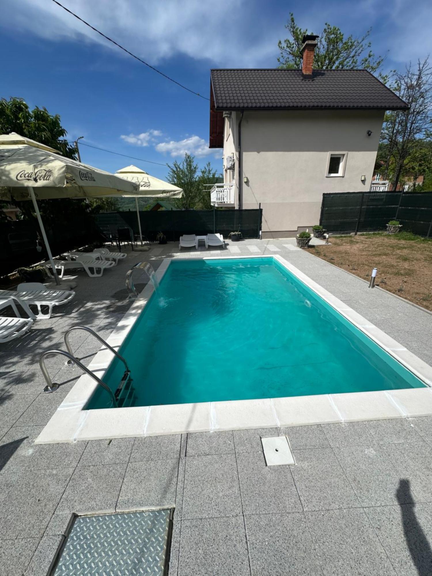 House Apartment Azra ซาราเยโว ภายนอก รูปภาพ